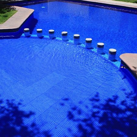 Aurea Hotel And Suites Zapopan Bagian luar foto