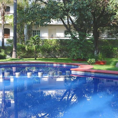 Aurea Hotel And Suites Zapopan Bagian luar foto