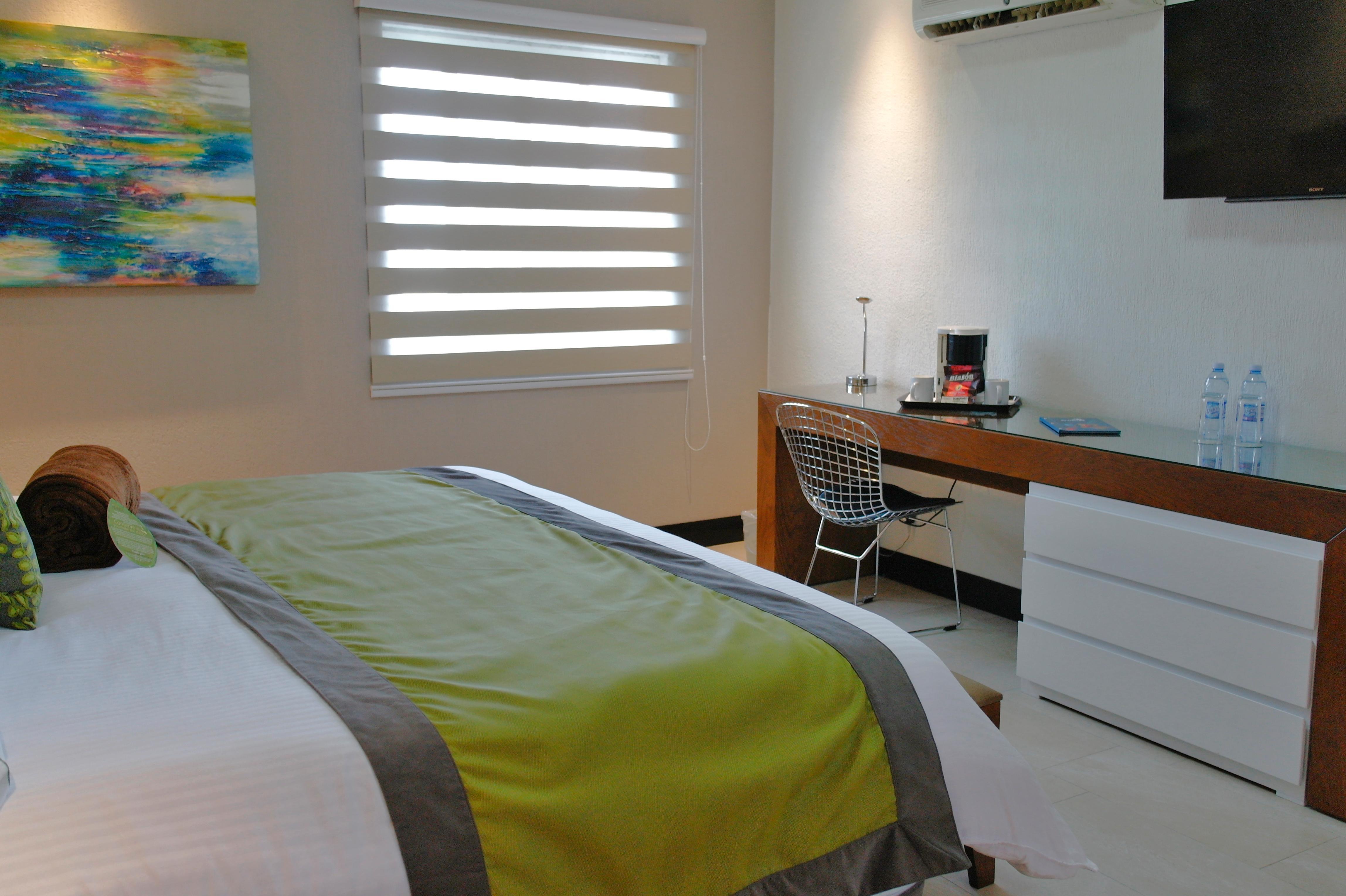 Aurea Hotel And Suites Zapopan Bagian luar foto