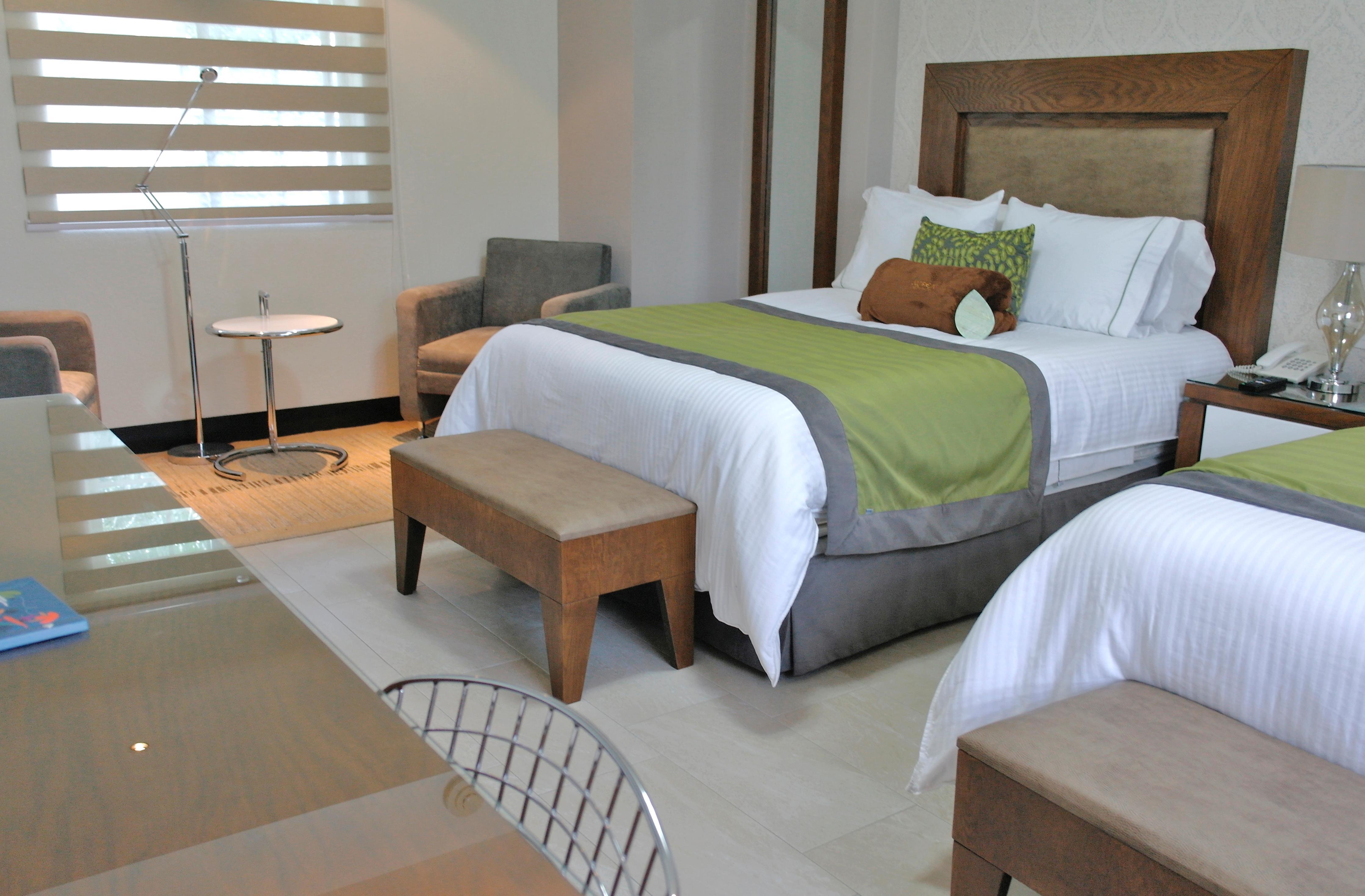 Aurea Hotel And Suites Zapopan Bagian luar foto