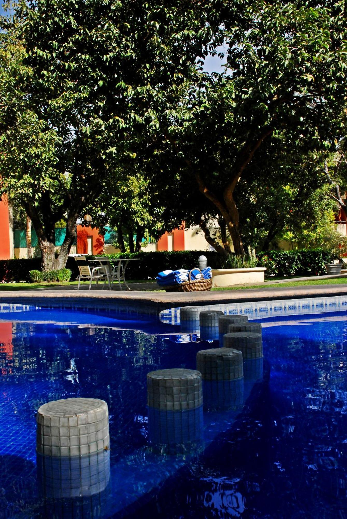 Aurea Hotel And Suites Zapopan Bagian luar foto